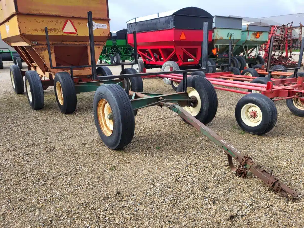 Gallery image 1 for Used Martin Farm Wagons 12 TON Running Gear