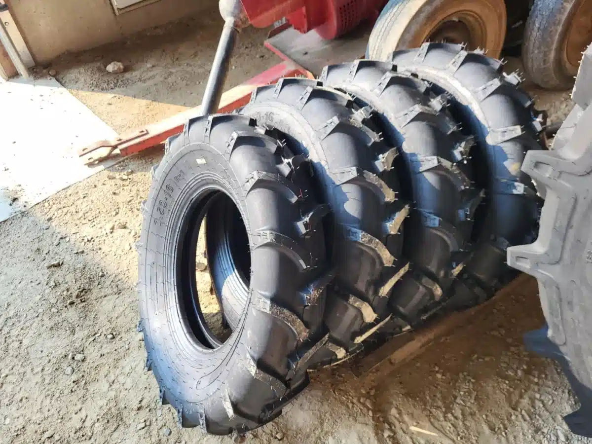 Gallery image 2 for New Forerunner 7.50-16 Tires