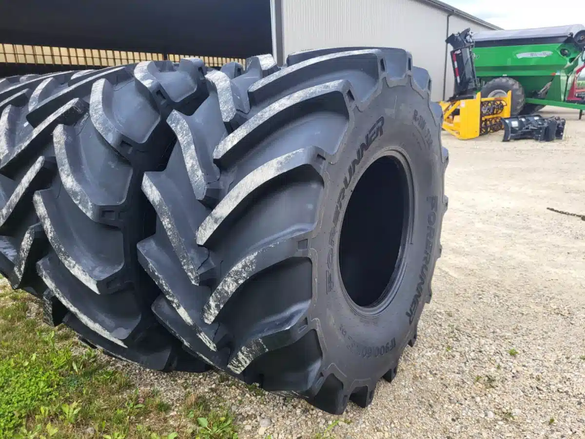 Gallery image 1 for New Forerunner IF900/60R32CFO Tires