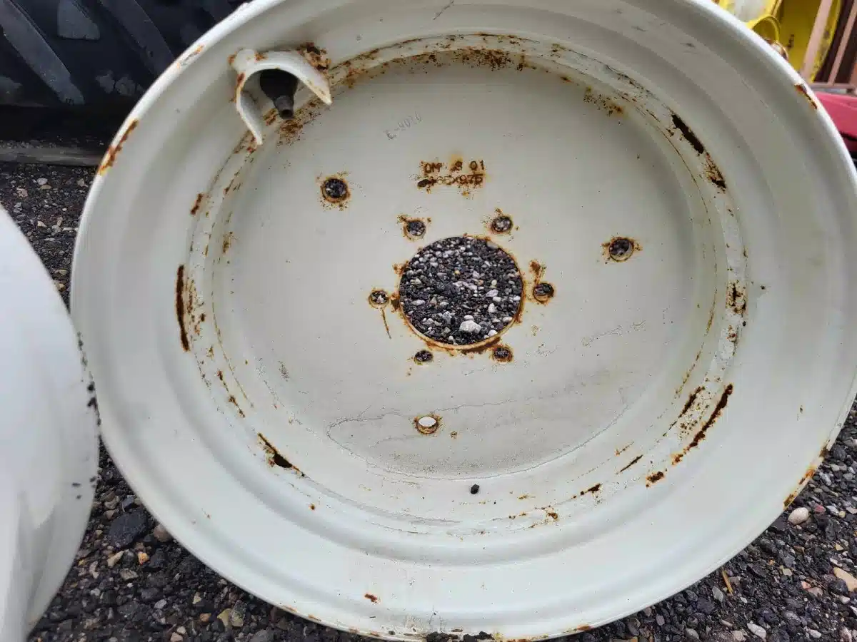 Gallery image 2 for Used Titan 9.75x16.5 Rims