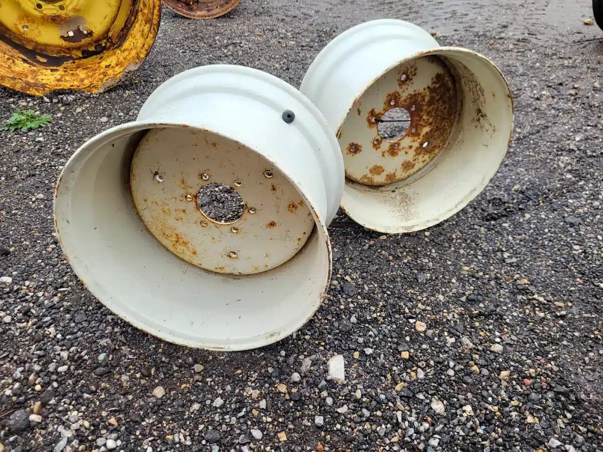 Gallery image 1 for Used Titan 9.75x16.5 Rims