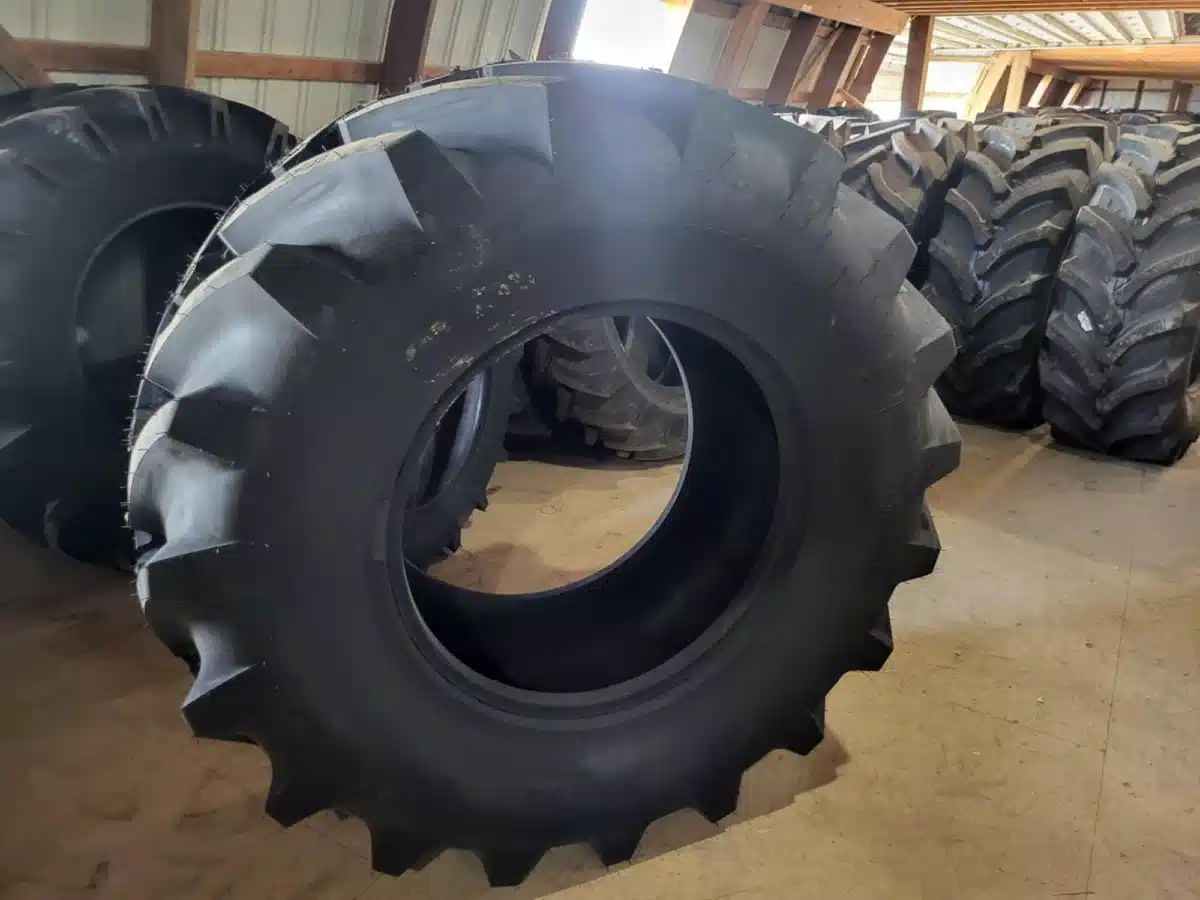 Gallery image 2 for New Petlas IF600/70R30 Tires