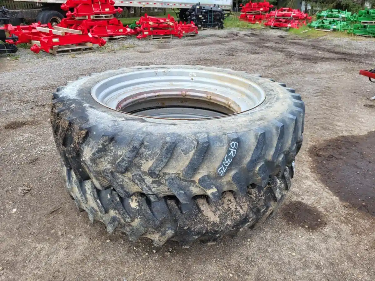 Image pour Usagé Firestone 14.9R46 Pneus et roues