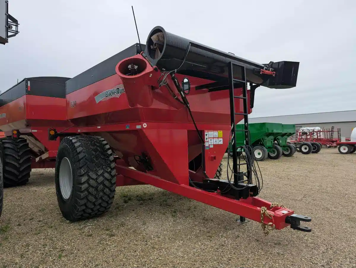 Gallery image 1 for New 2024 Bach Run 527 Grain Cart