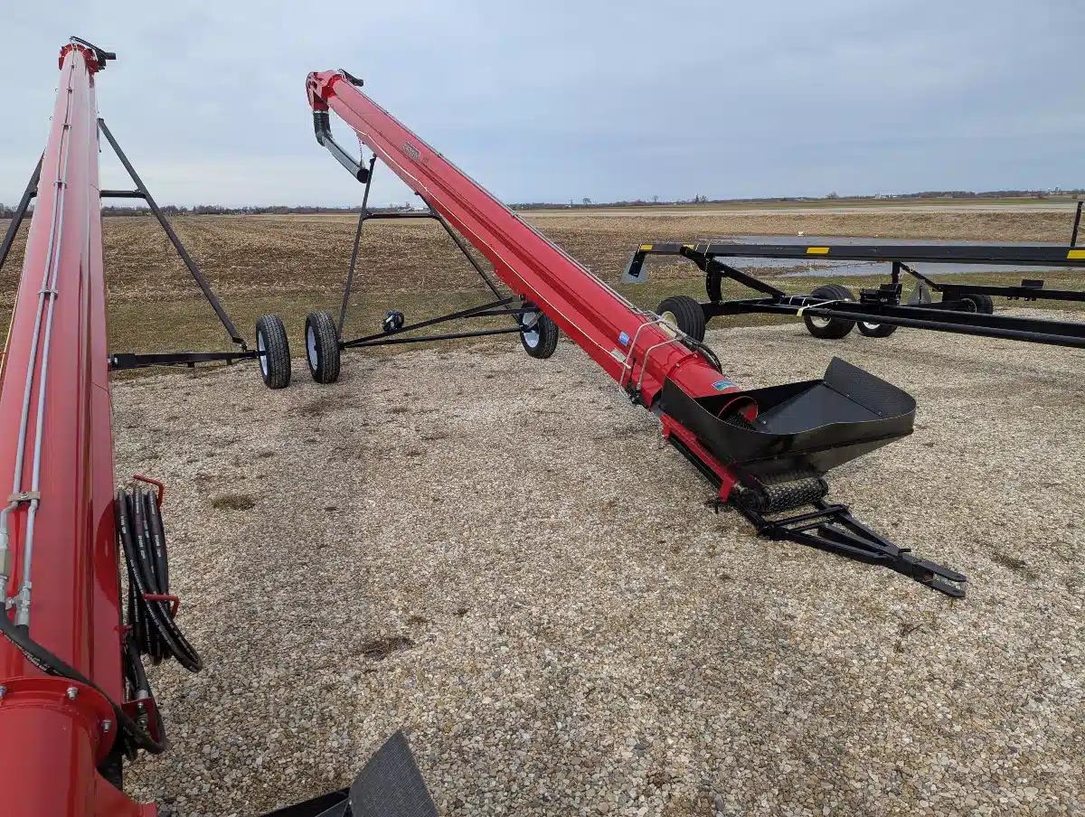 Gallery image 1 for New 2026 Easy-Vey 1031 Belt Conveyor