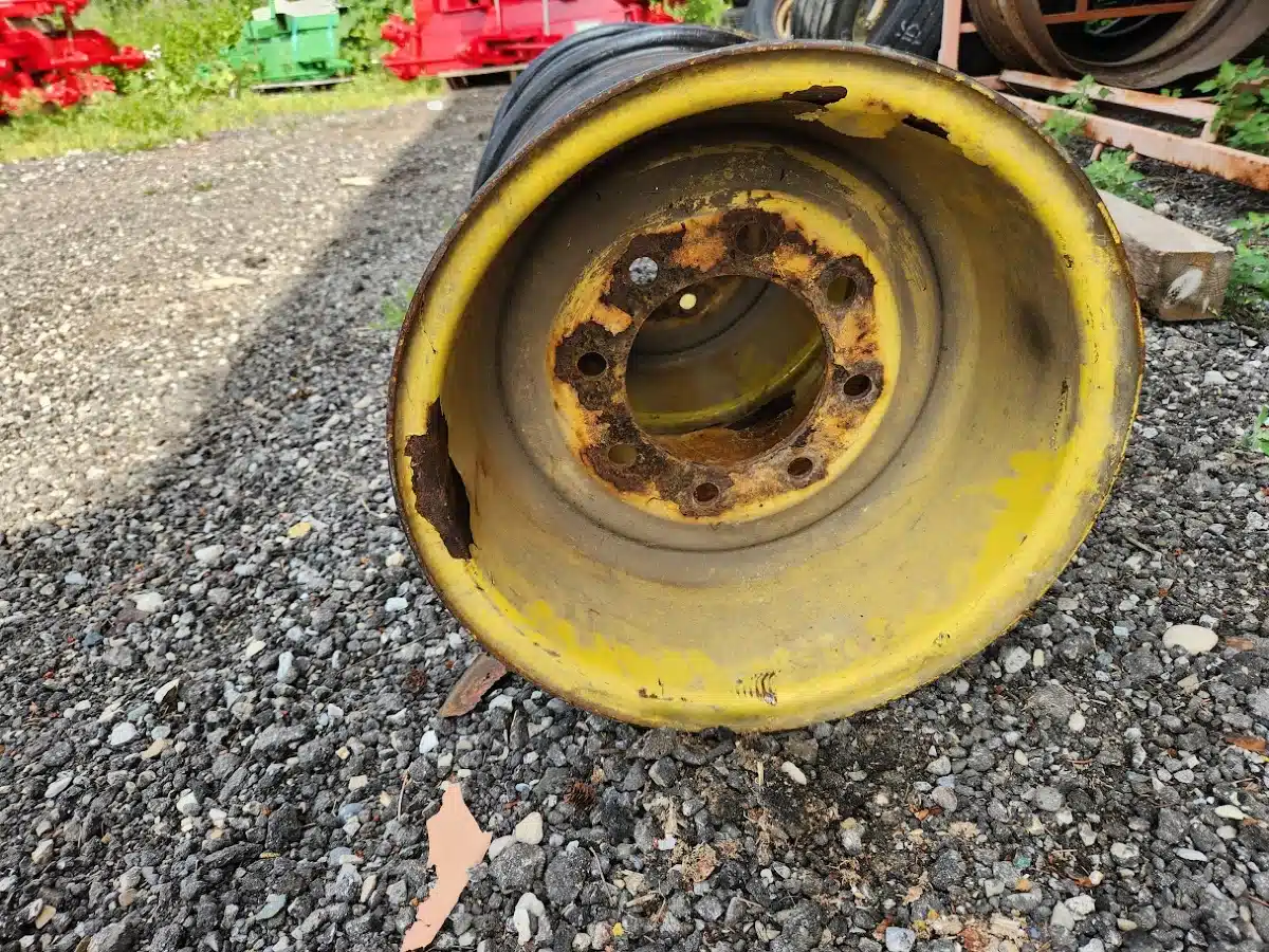 Gallery image 2 for Unspecified 18x16.1 Rims