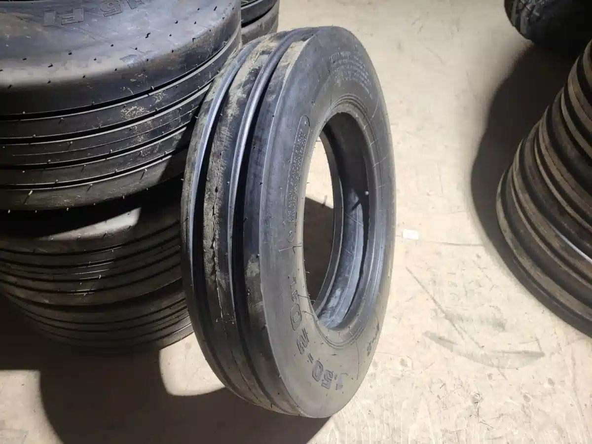 Gallery image 1 for New Marcher 7.50-20 Tires