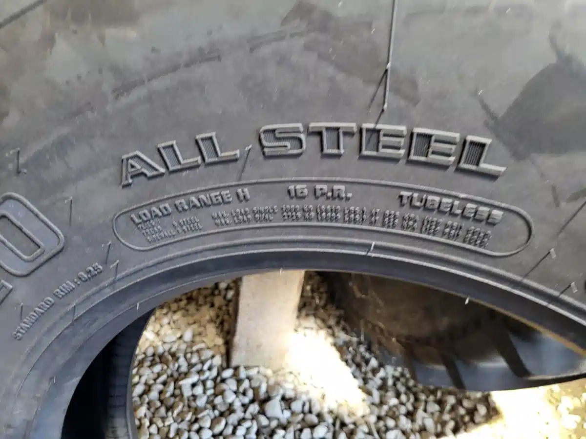 Gallery image 2 for New Petlas 11R22.5 Tires