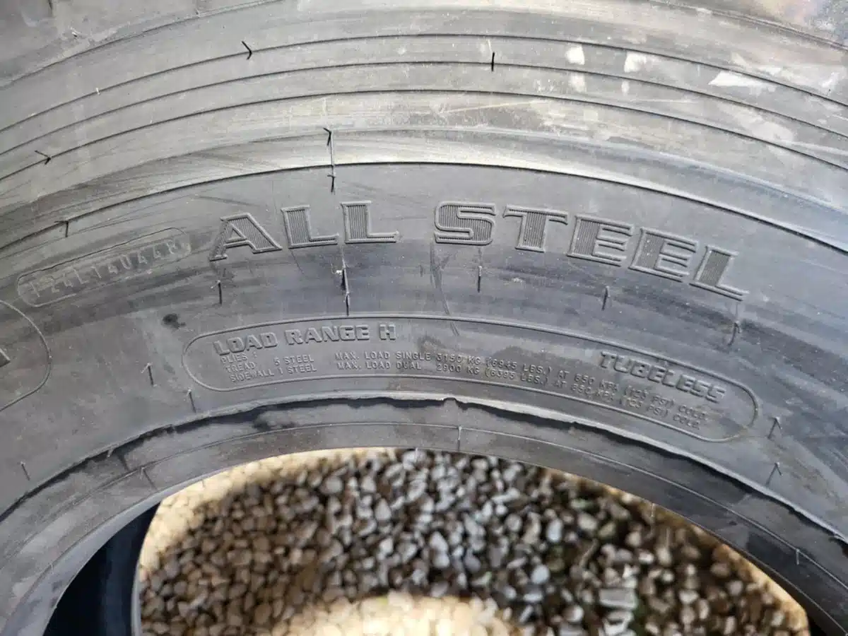 Gallery image 2 for New Petlas 11R22.5 Tires