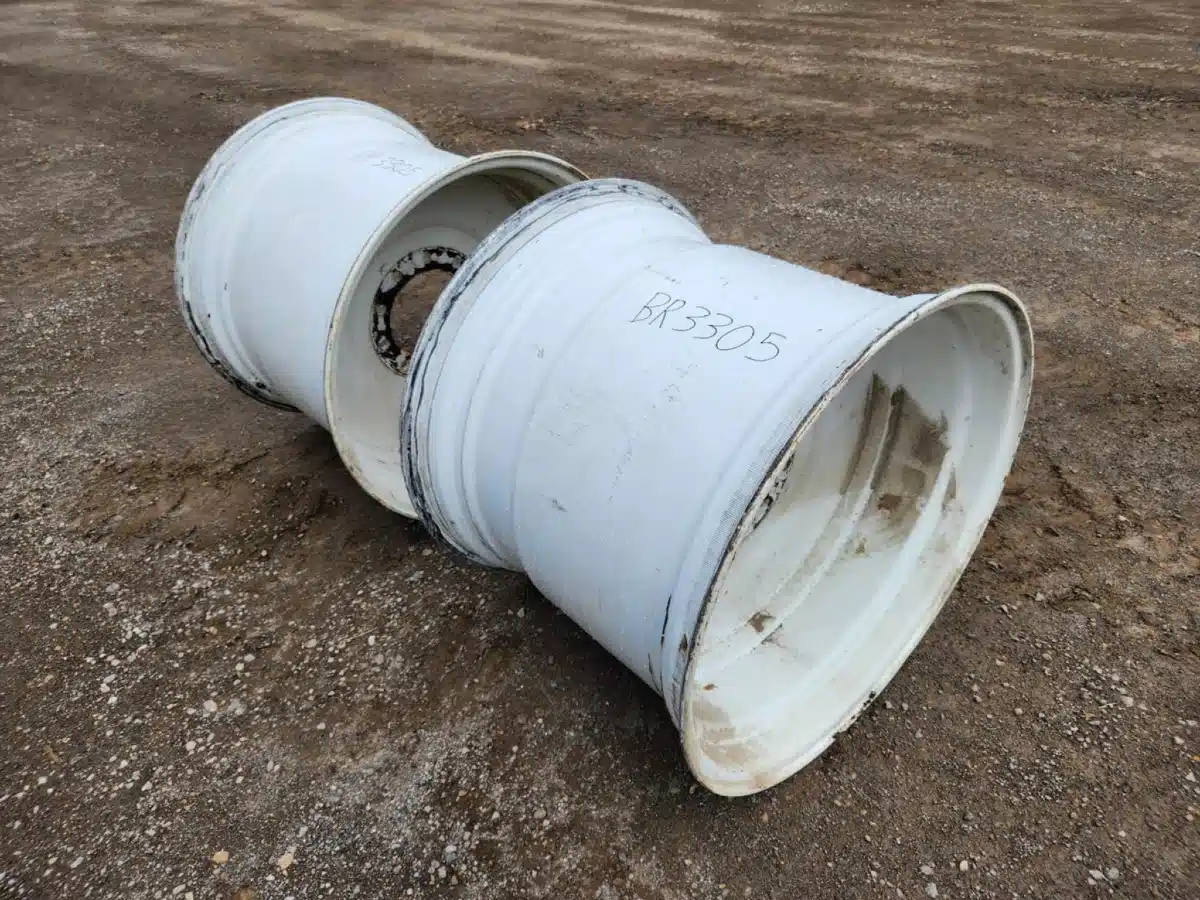 Gallery image 1 for Used Multistar 27x32 Rims