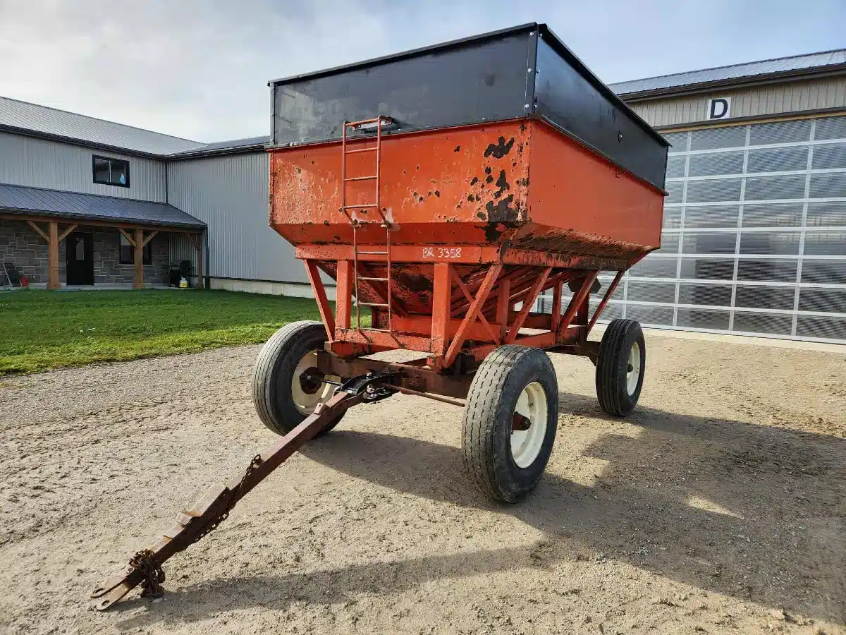 Gallery image 2 for Used Bruns Manufacturing 375 Gravity Box