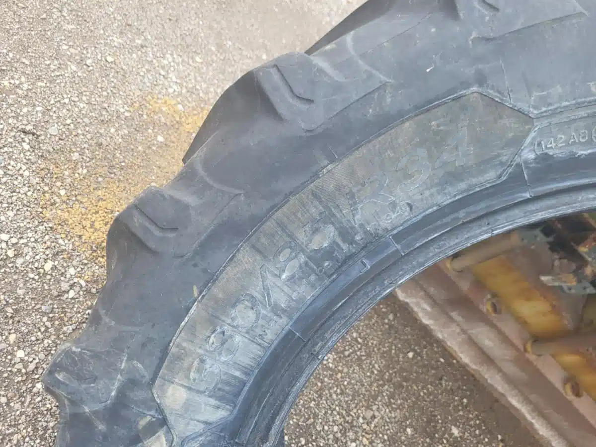 Gallery image 2 for Used Michelin 380/85R34 Tires