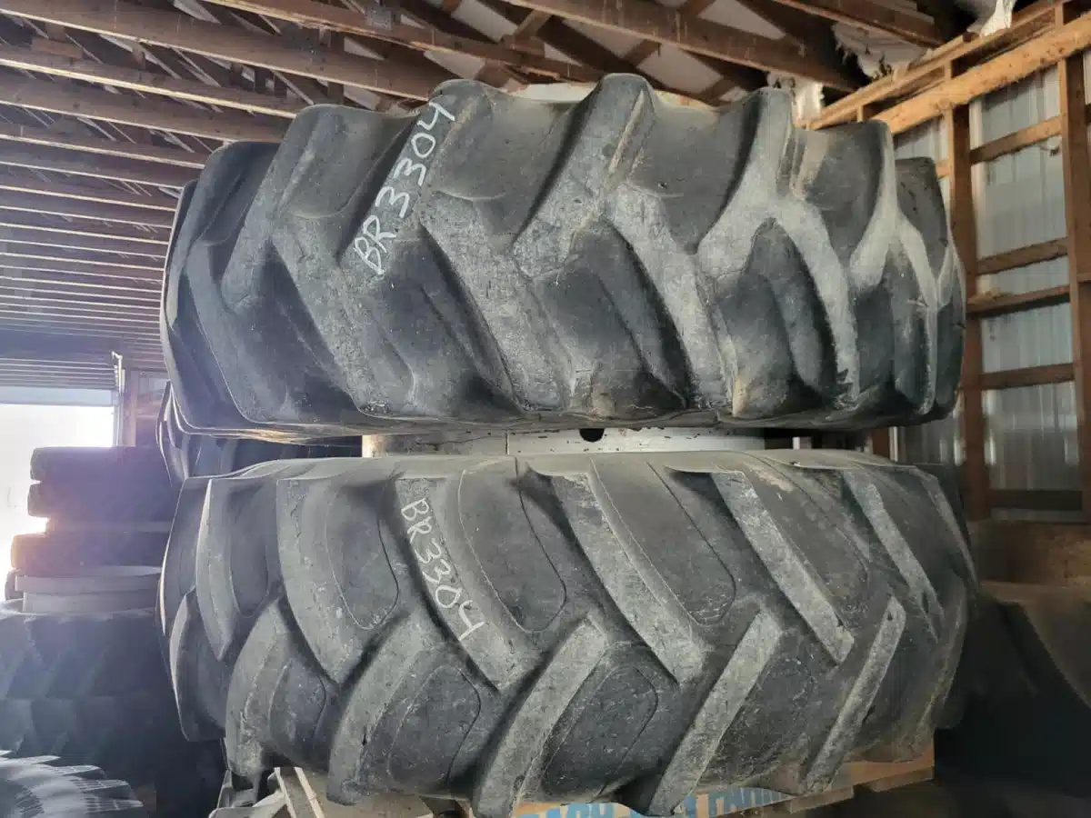 Gallery image 1 for Used Firestone 20.8-38 Duals