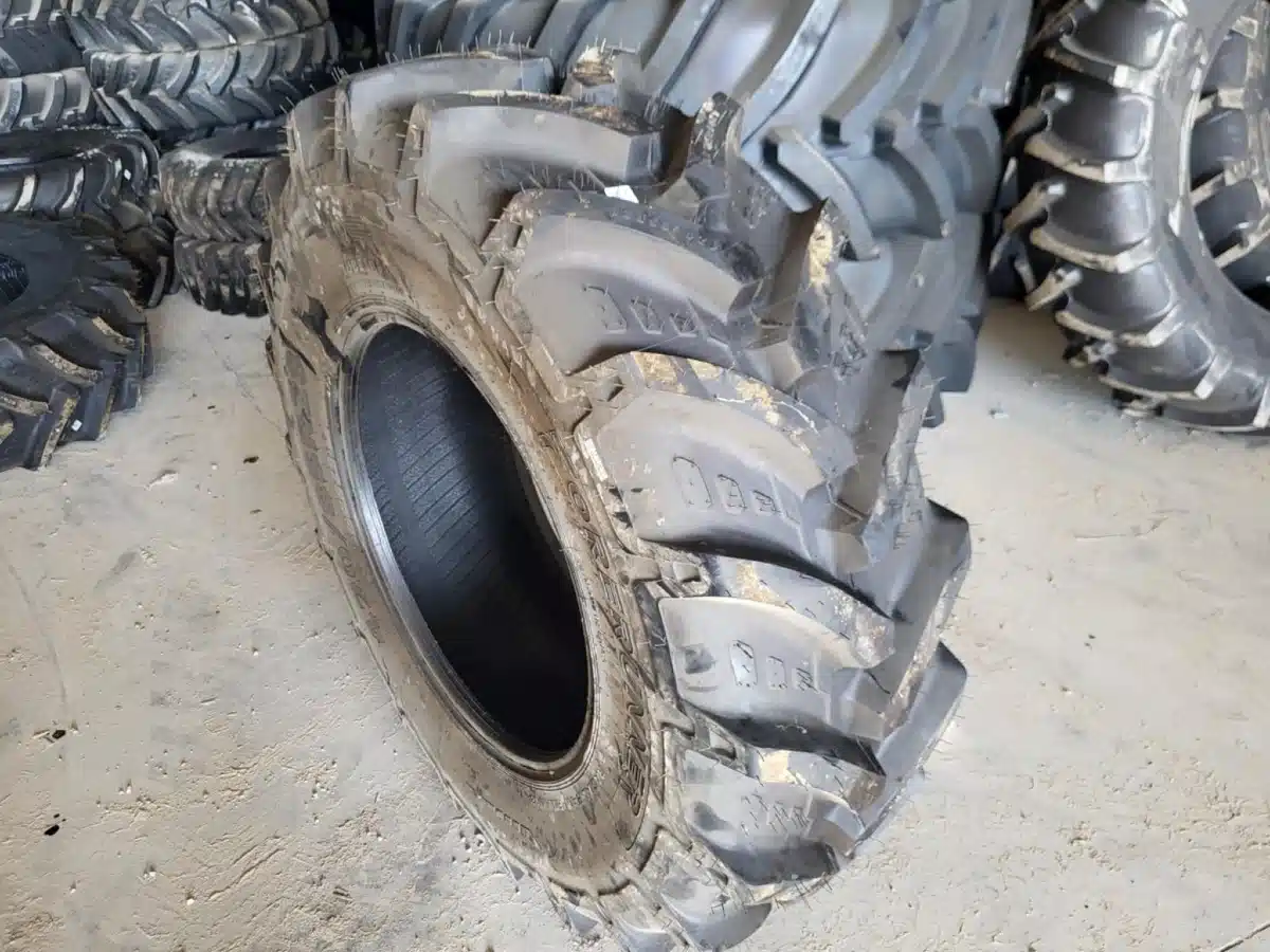 Gallery image 2 for New Forerunner 420/85R28 Tires