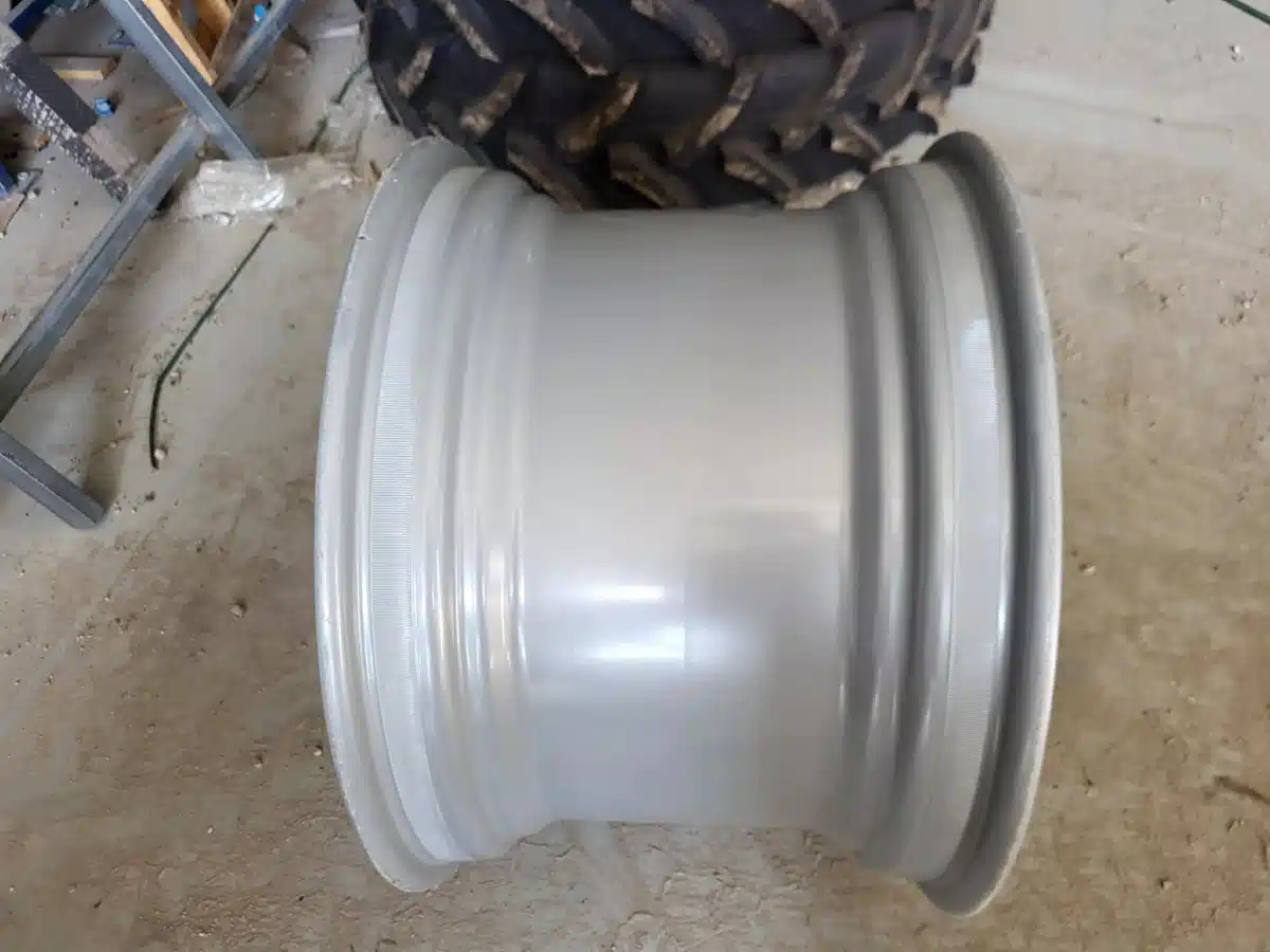 Gallery image 2 for New Multistar 20x30 Rims