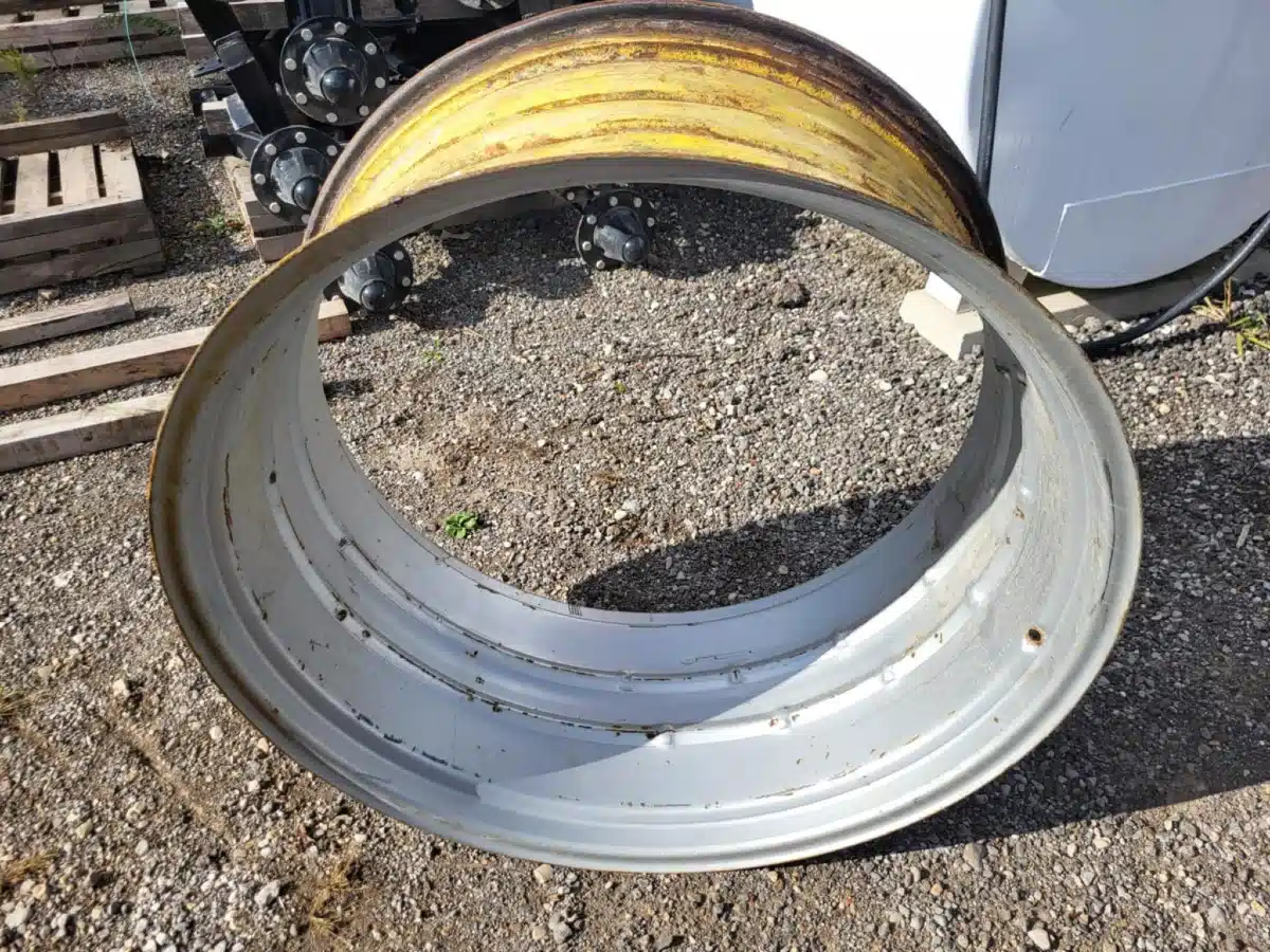 Gallery image 1 for Used Titan 18x38 Rims