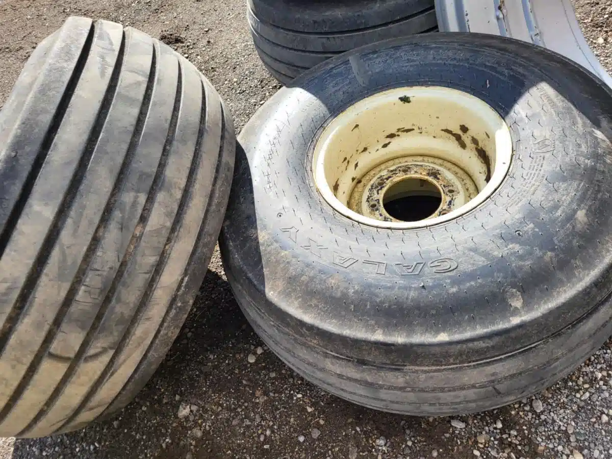 Used Galaxy 19L-16.1 Tires & Rims