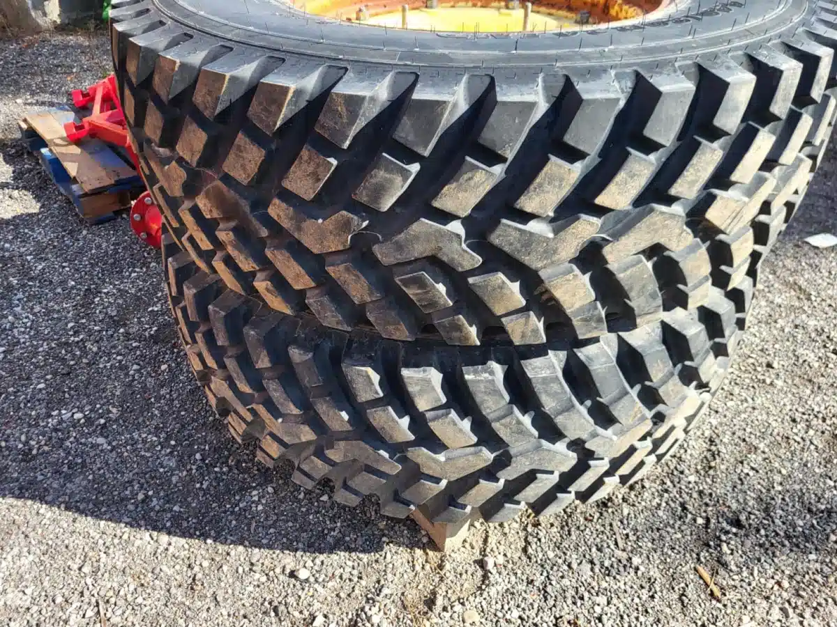 Gallery image 2 for Used BKT 440/80R30 Tires & Rims