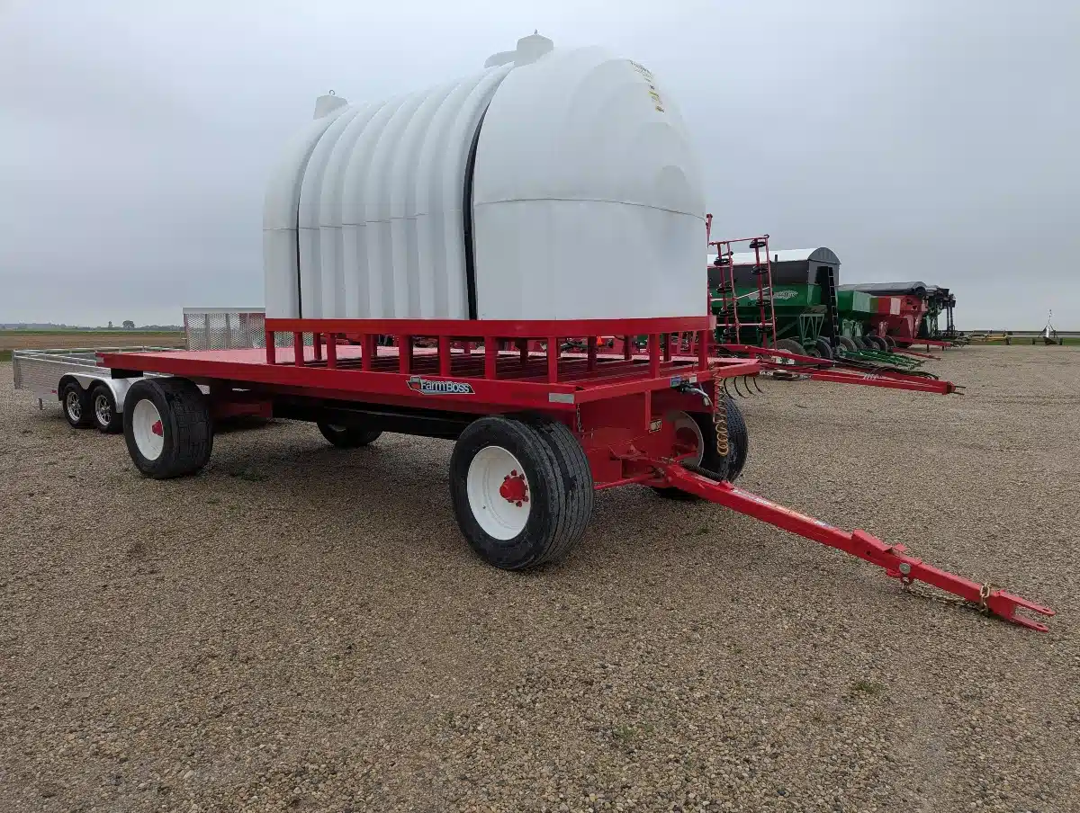 Gallery image 2 for 2025 Freeform 3180 Fertilizer Tank