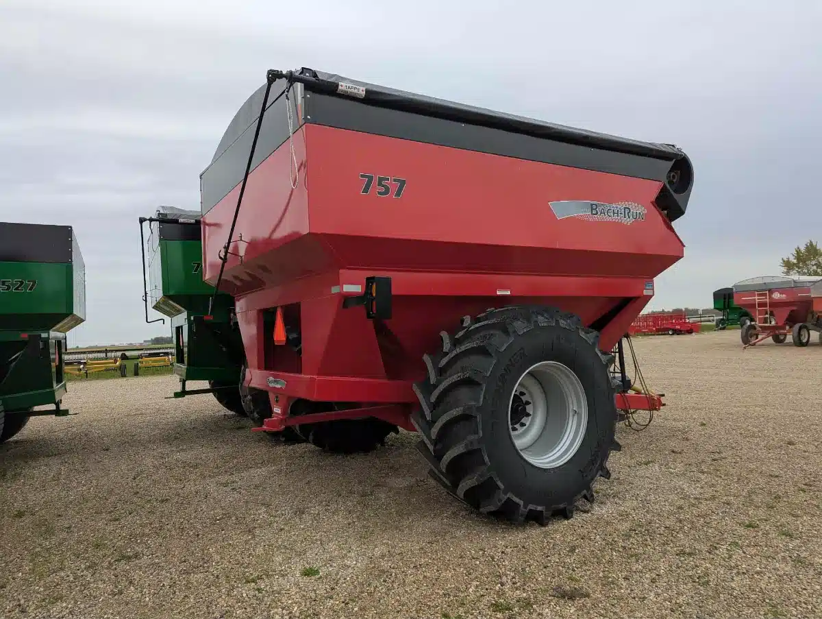 Gallery image 2 for New 2026 Bach Run 757 Grain Cart
