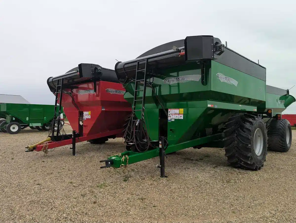 Gallery image 2 for 2026 Bach Run 757 Grain Cart