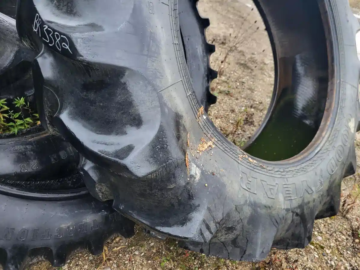 Gallery image 2 for Used Goodyear 520/85R46 Tires