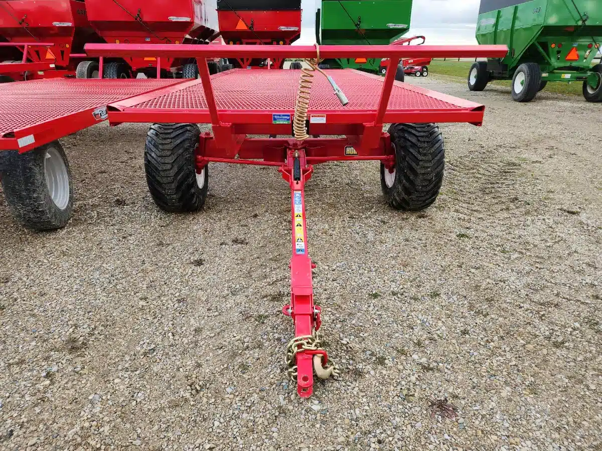 Gallery image 2 for New 2025 John BM Mfg Ltd. FARMBOSS 8.5X24 Bale Wagon