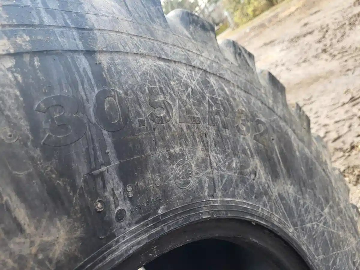 Gallery image 2 for Used Alliance 30.5LR32 Tires