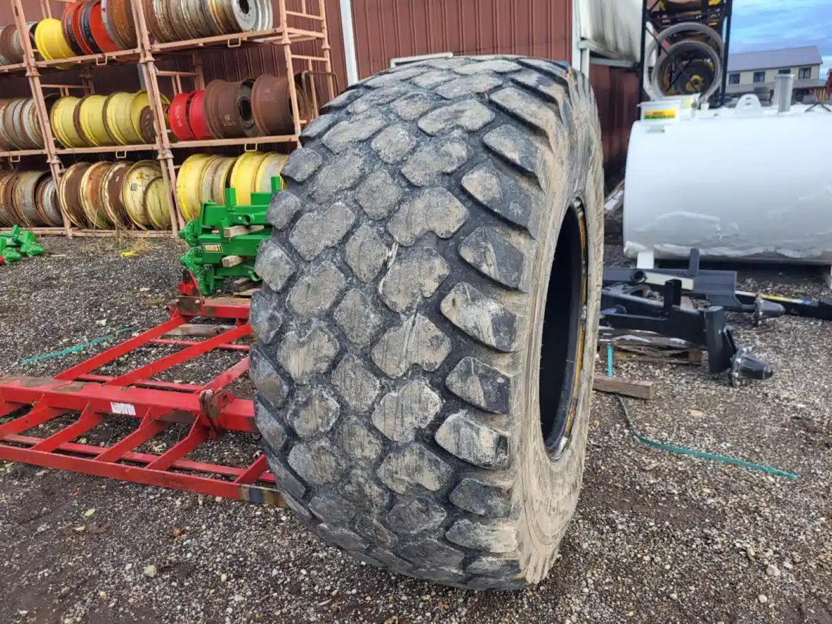 Used Alliance 30.5LR32 Tires