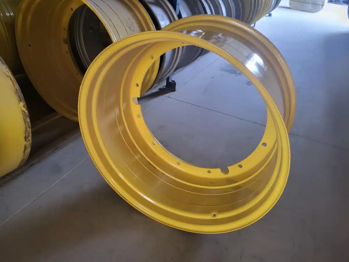 Gallery image 1 for Unverferth 20x38 Rims