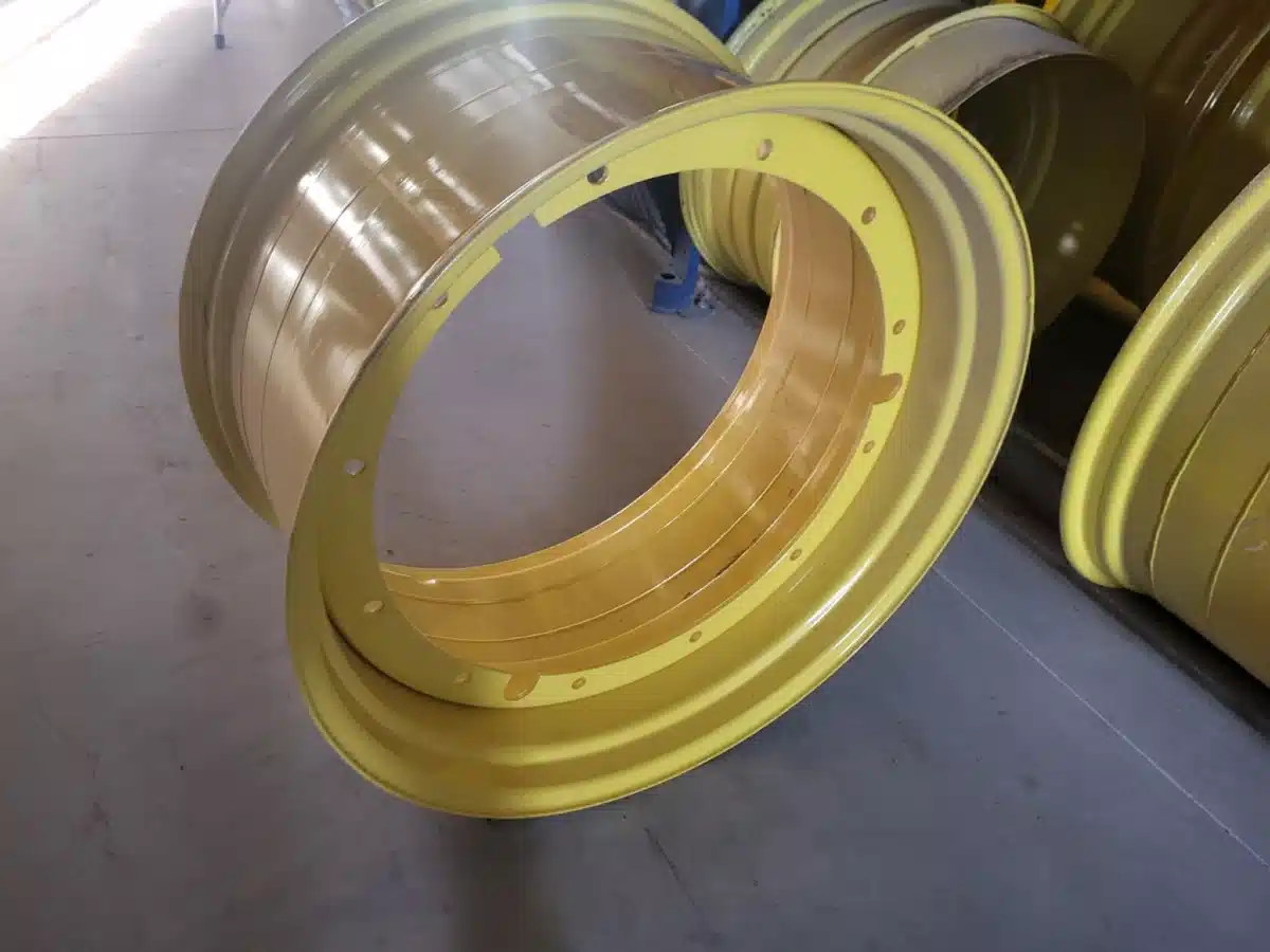 Gallery image 2 for Unverferth 20x38 Rims