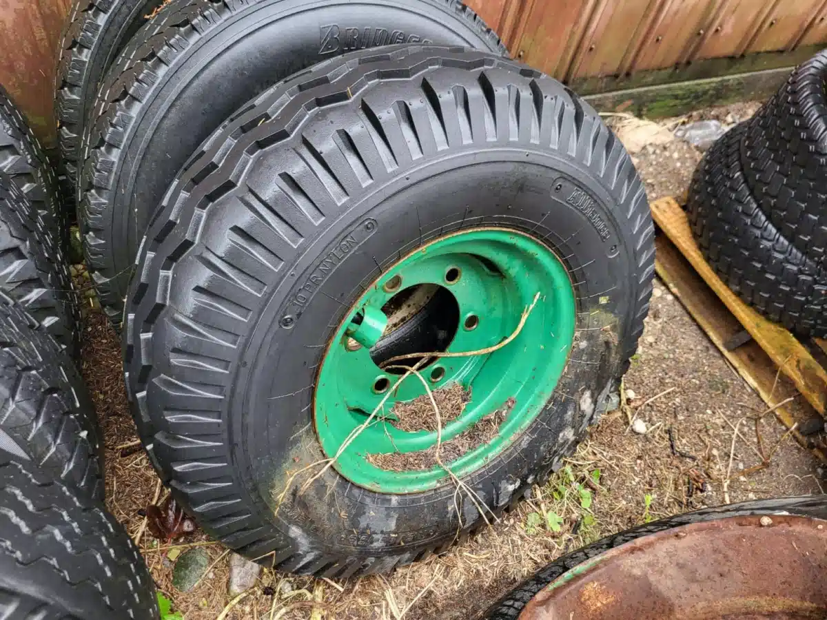 Used Alliance 11.5/80-15.3 Tires & Rims