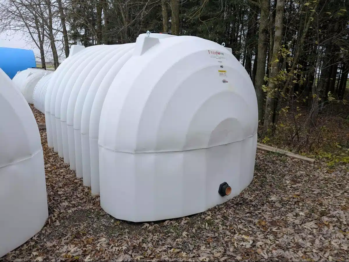 Gallery image 2 for New 2026 Freeform 3180 Fertilizer Tank