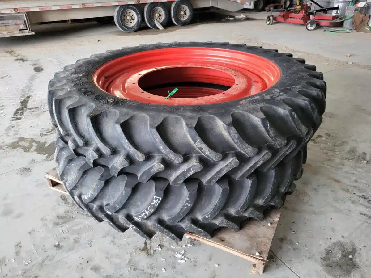 Gallery image 2 for Used Firestone 380/90R50 Tires & Rims