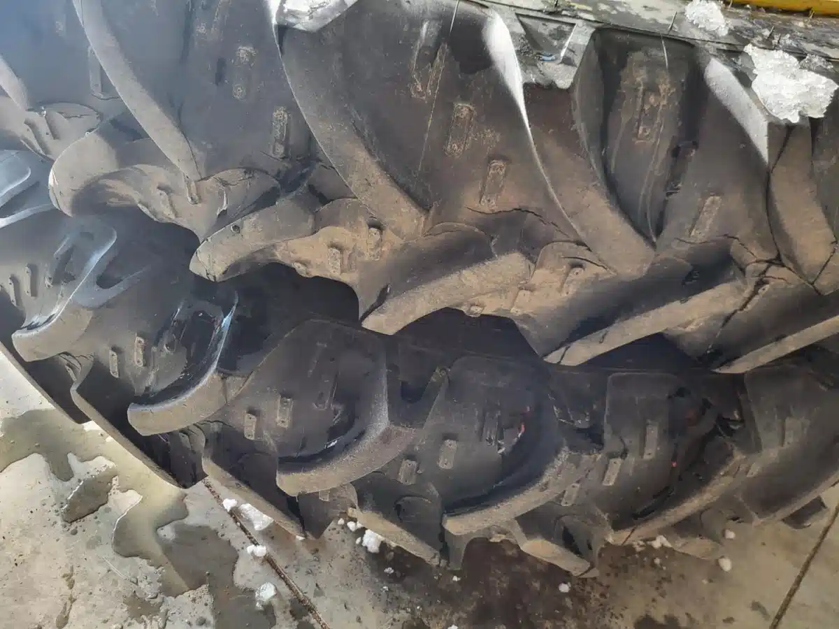 Gallery image 2 for Used Kleber 230/95R48 Tires & Rims