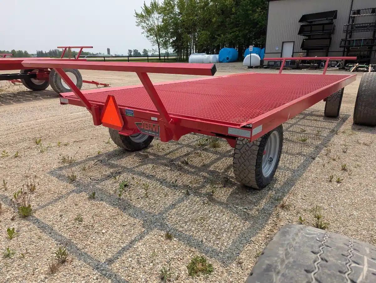 Photo de la Galerie 2 pour 2025 John BM Mfg Ltd. 8.5X20 Chariot à ballots