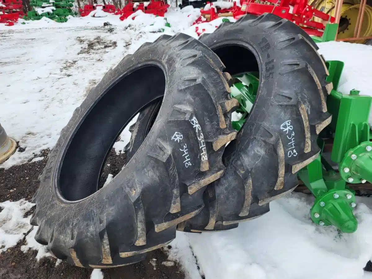 Gallery image 2 for Used BKT 15.5-38 Tires