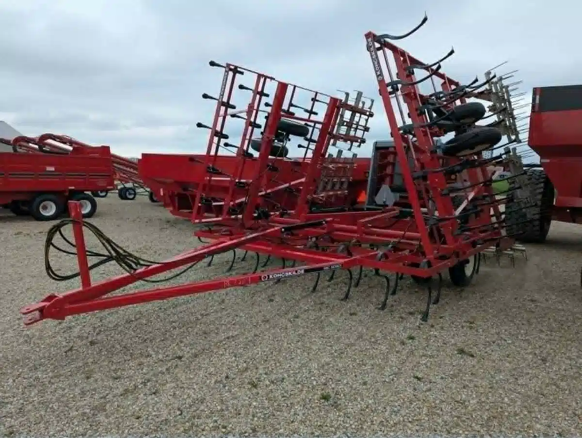 Gallery image 1 for Kongskilde 28' SBC Cultivator