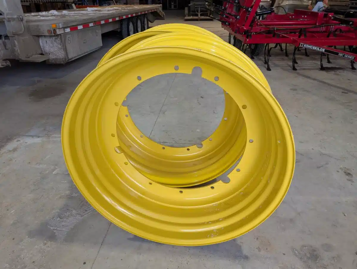 Gallery image 2 for Unverferth 16x42 Rims