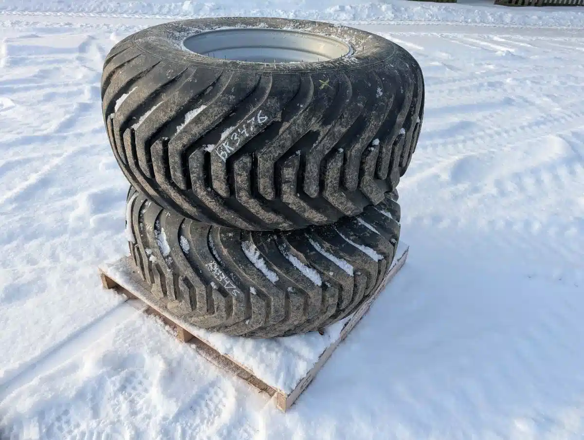 Petlas 500/60-22.5 Tires & Rims