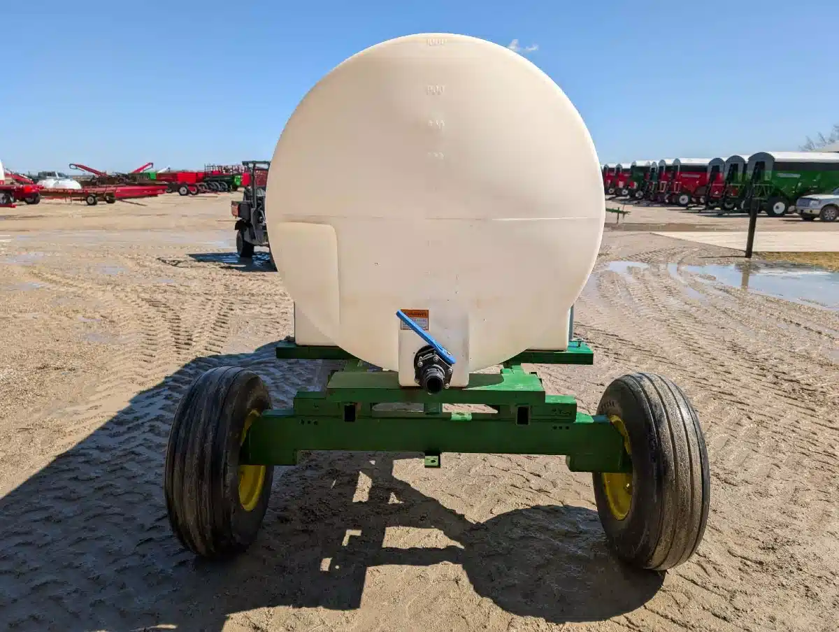 Gallery image 2 for Norwesco 1000 Tank