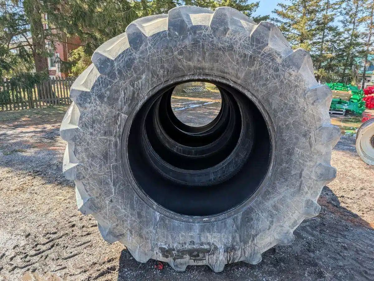 Gallery image 2 for Trelleborg 900/60R42 TM900 Tires