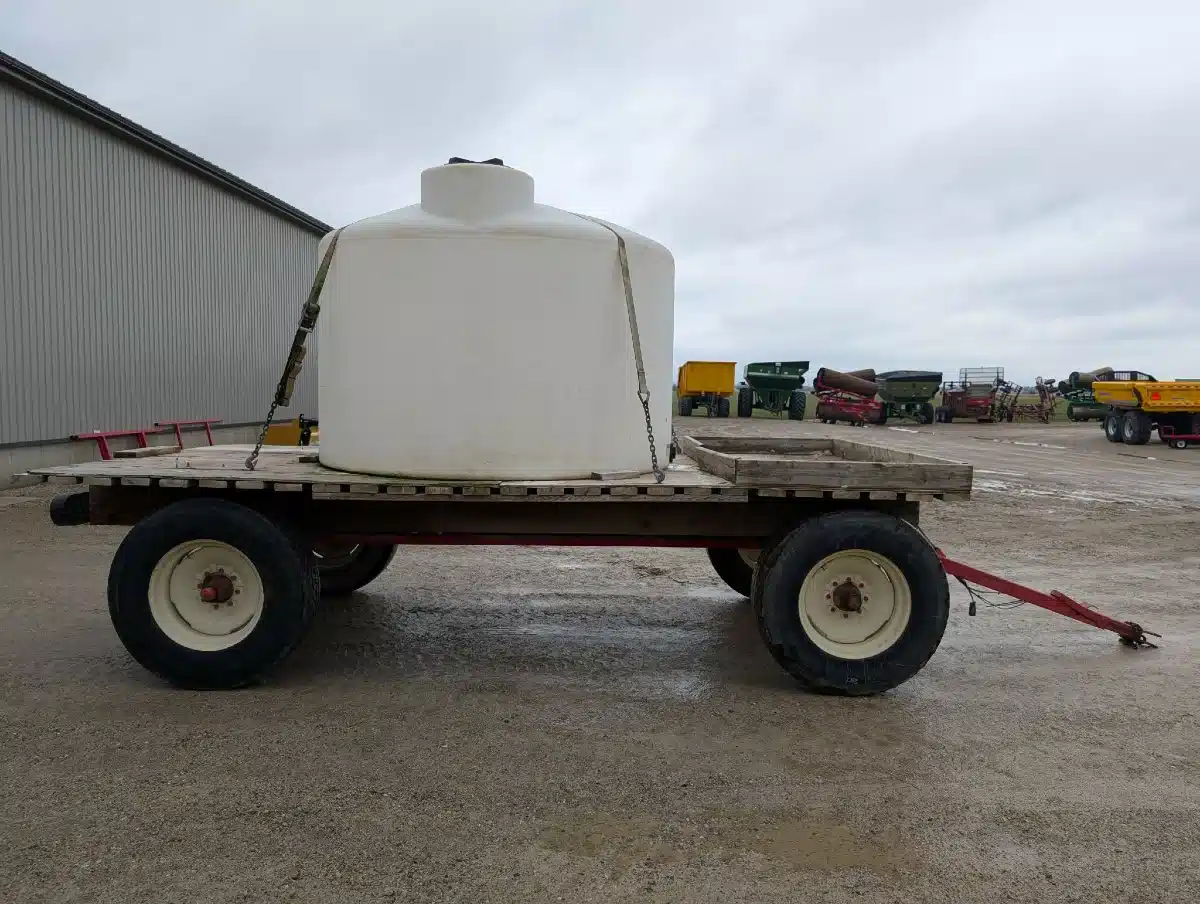 Gallery image 2 for Norwesco 1550 GAL Tank