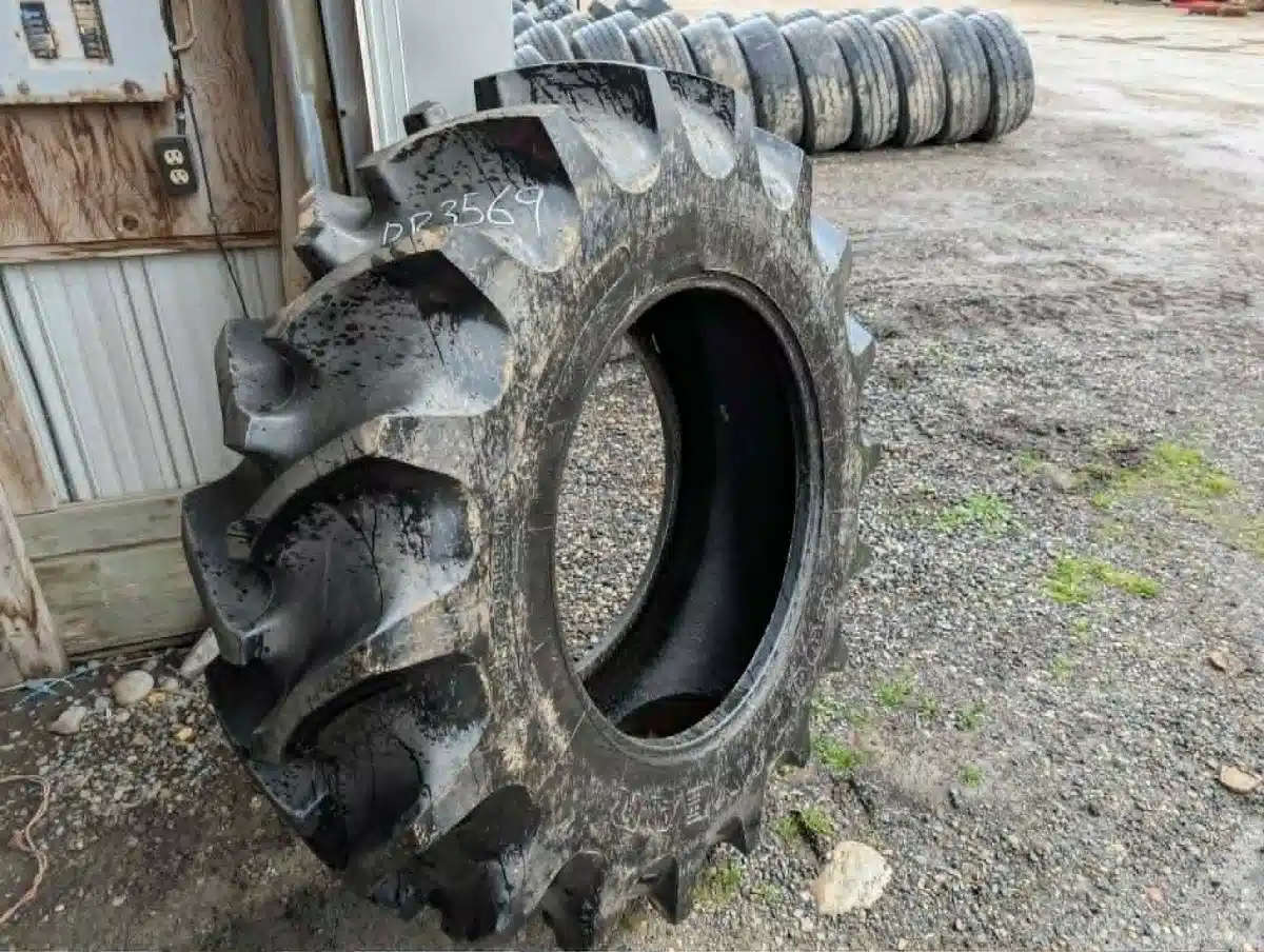 Gallery image 1 for Goodyear 420/90R30 Tires
