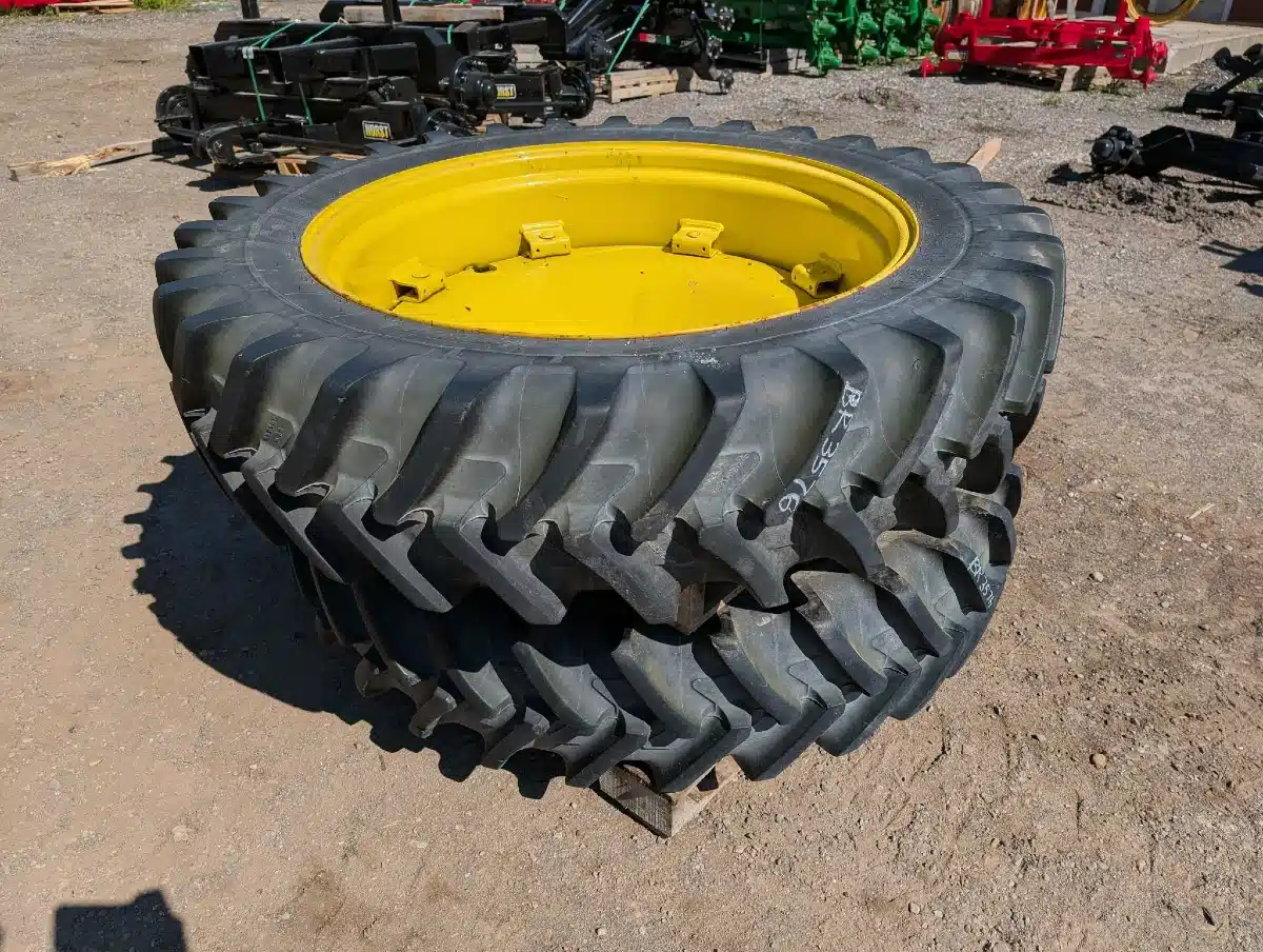 Gallery image 1 for Michelin 320/85R38 Tires & Rims