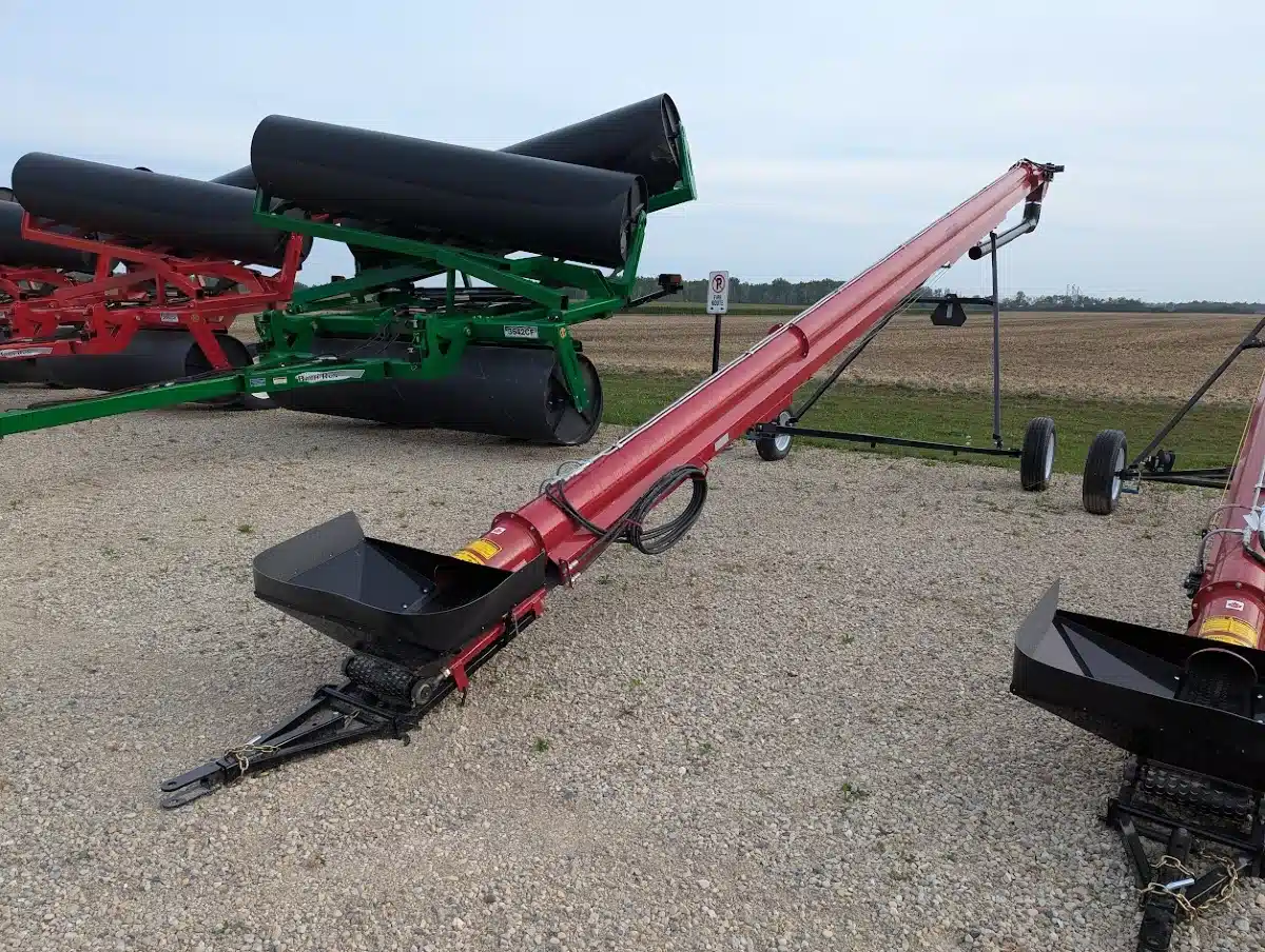 Gallery image 1 for 2026 Easy-Vey 1041 Belt Conveyor