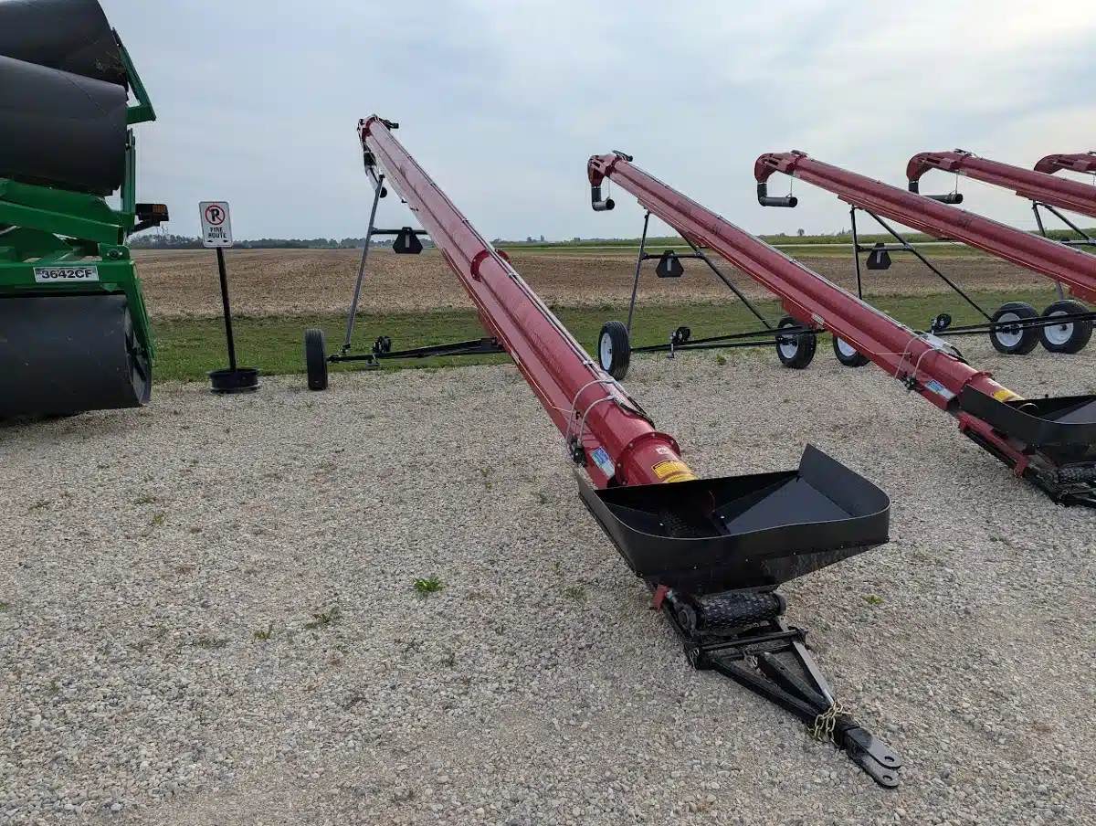 Gallery image 2 for 2026 Easy-Vey 1041 Belt Conveyor