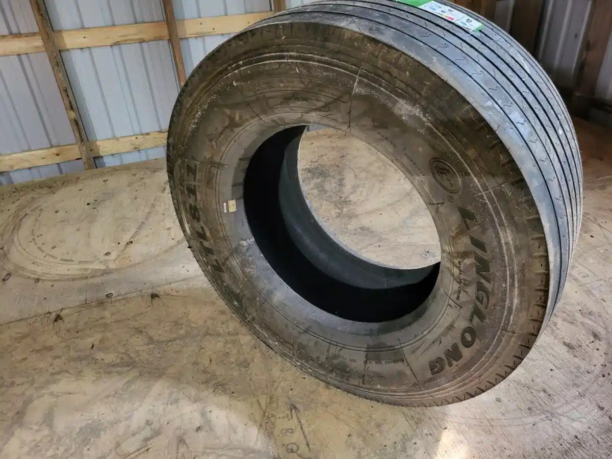 Gallery image 2 for New New 445/50R22.5 Tires