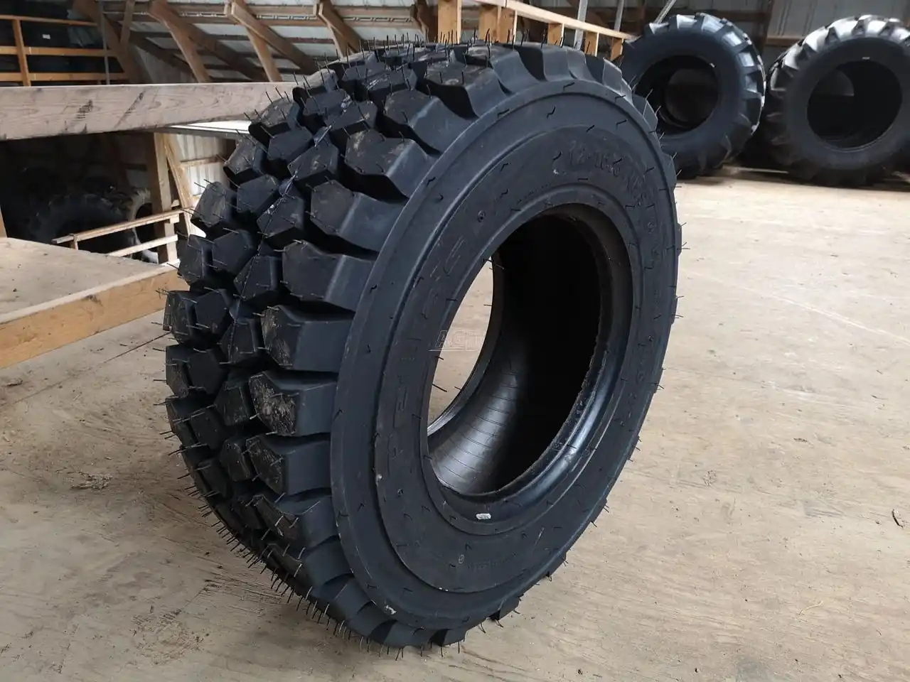 Gallery image 1 for New Petlas 12-16.5 IND 35 Tires