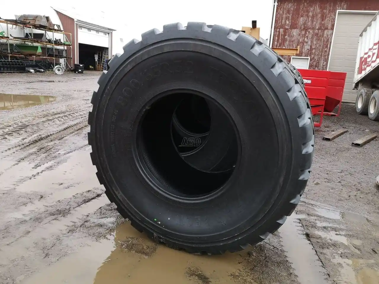 Gallery image 2 for New Harvest Pro 800/65R32 Tires